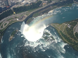 niagara falls looks like hot tub